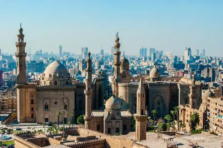 Le Caire